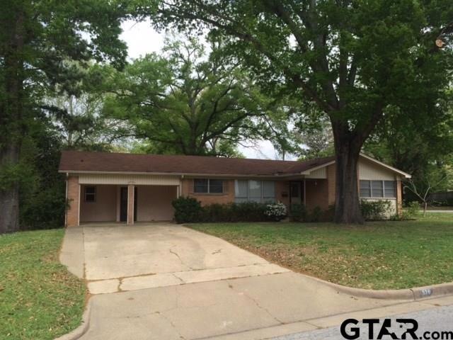 328 Dartmouth Dr, Tyler, TX 75701 - photo 1