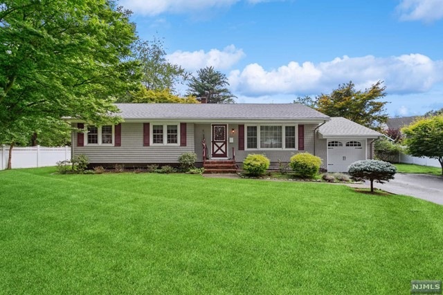 Sold $575,000 • Co-Listing Agent