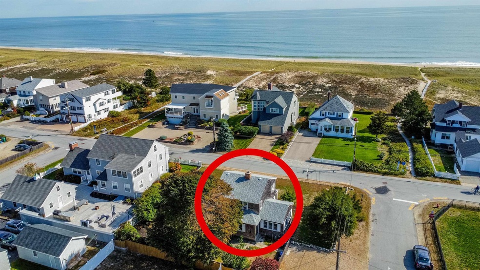 152 Atlantic Ave, Seabrook, NH 03874 - photo 1