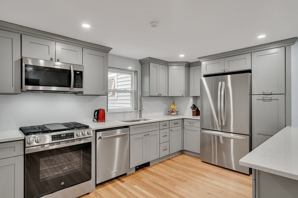 10 Spring Rd unit 10, Arlington, MA 02476 - photo 1