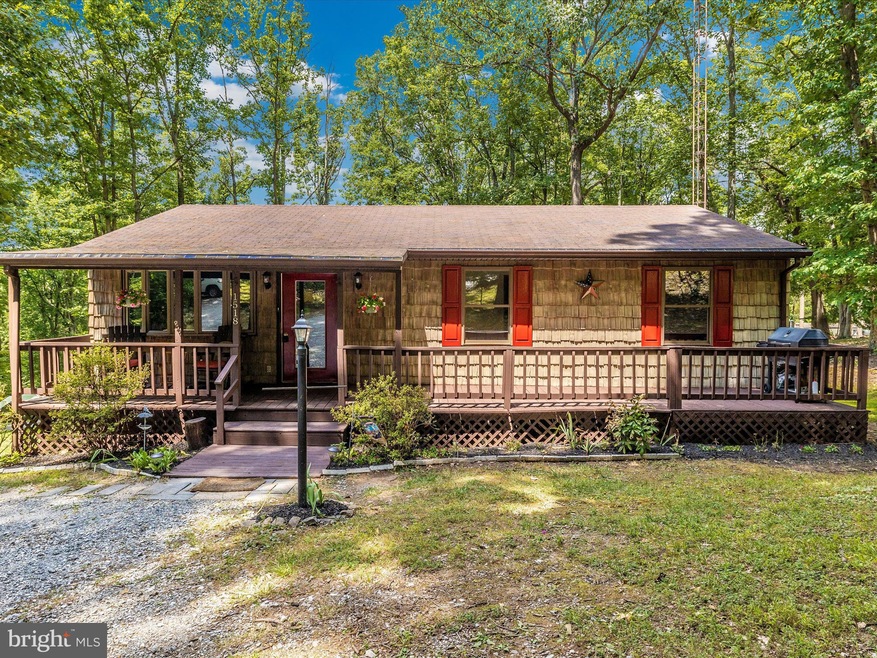 1518 Hoffmaster Rd, Knoxville, MD 21758 - photo 1