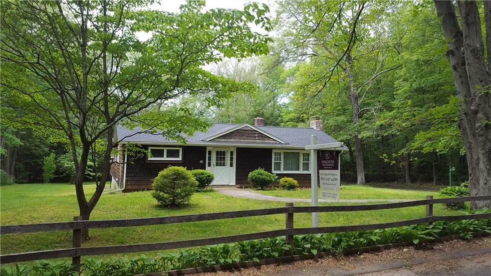 180 Hart Rd, Guilford, CT 06437 - photo 1