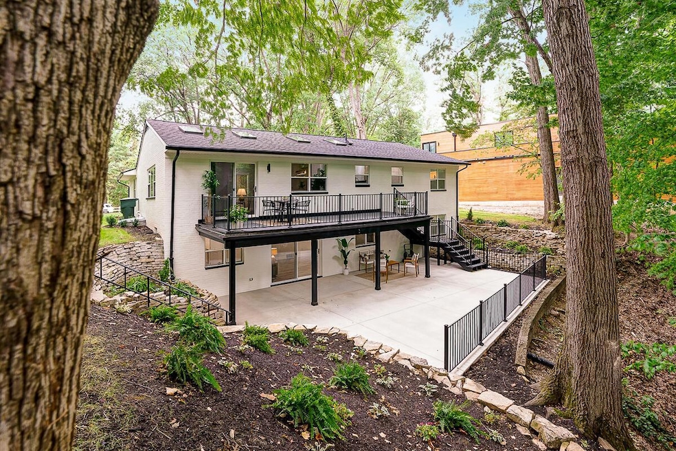 541 Yaronia Dr N, Columbus, OH 43214 - photo 1