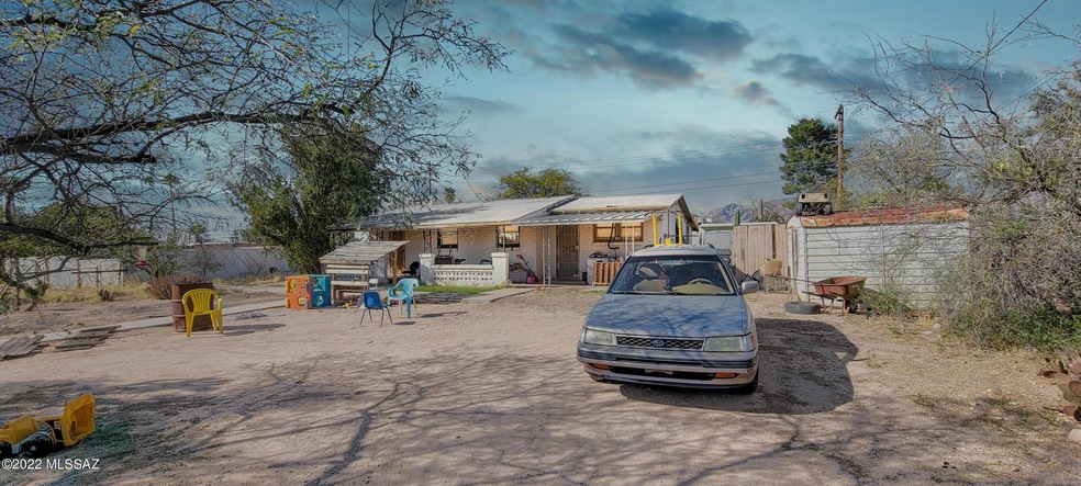 4735 E 4th Street, Tucson, AZ 85711