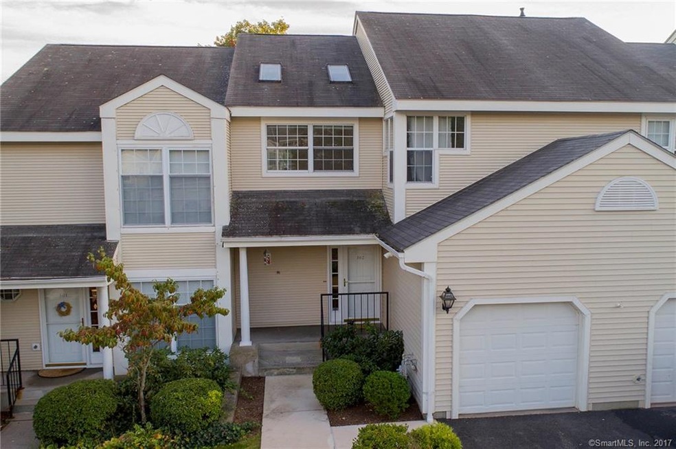 302 Limner Cir unit 302, Rocky Hill, CT 06067 - photo 1