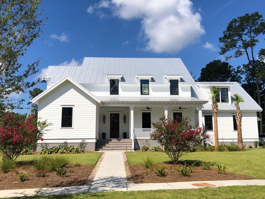 3727 Goodwater St, Mount Pleasant, SC 29466 - photo 1