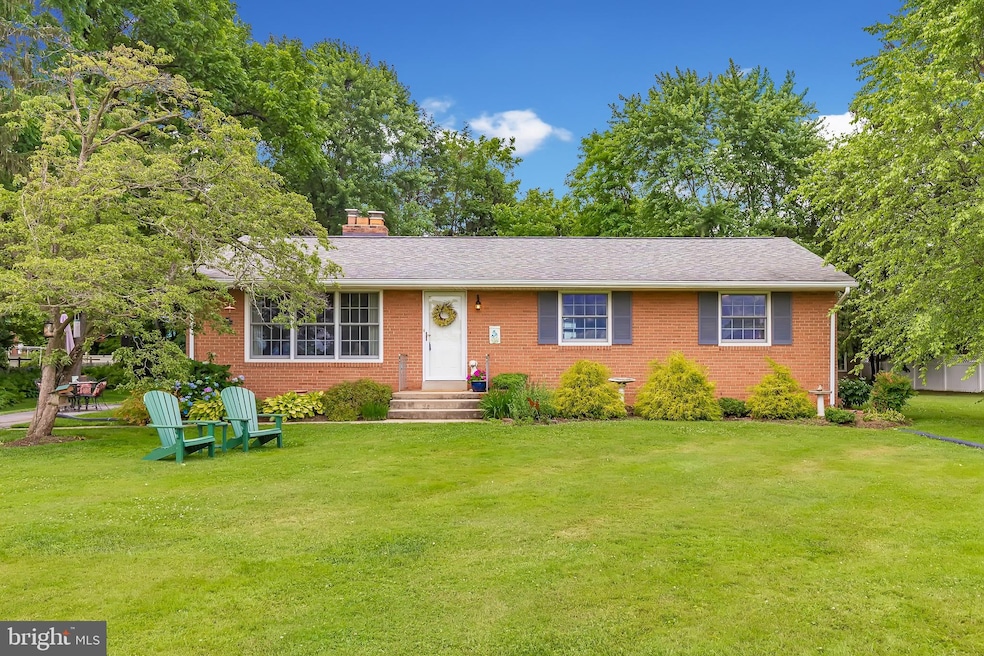 6520 Sunset Dr, Frederick, MD 21702 - photo 1