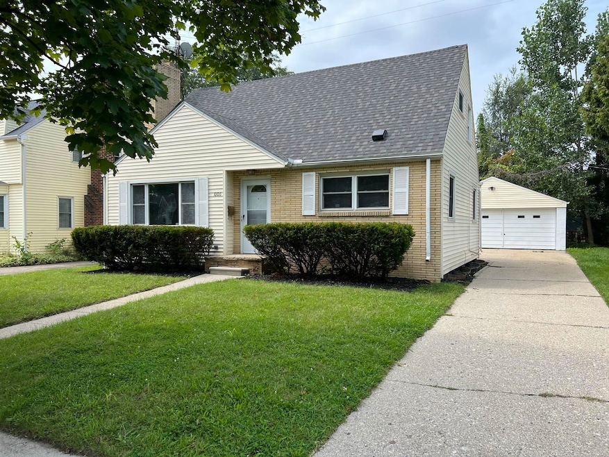 1006 Lafayette St, Flint, MI 48503 - photo 1