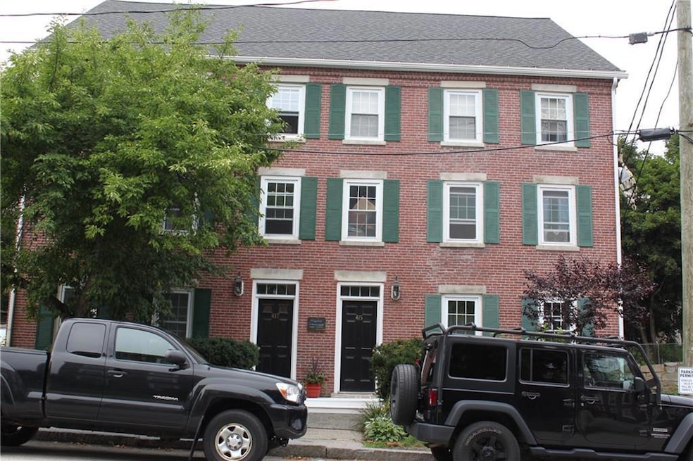 415 Second St unit 2, Rollinsford, NH 03869 - photo 1