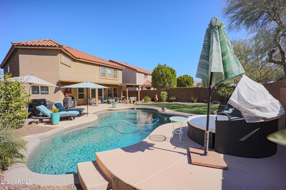 PEBBLE TEC POOL