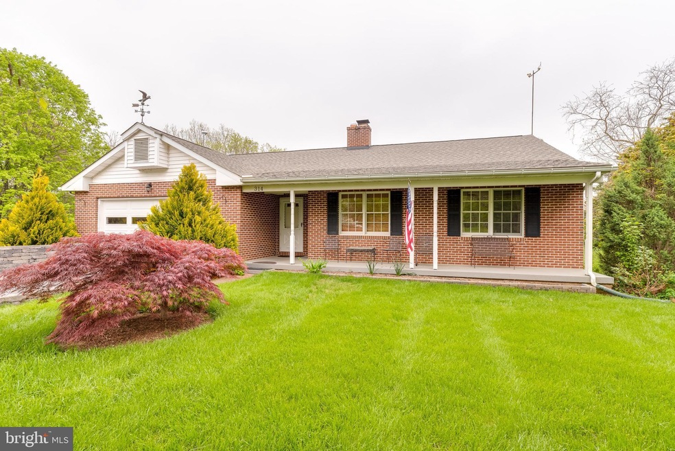 314 Chandler Dr, Shepherdstown, WV 25443 - photo 1