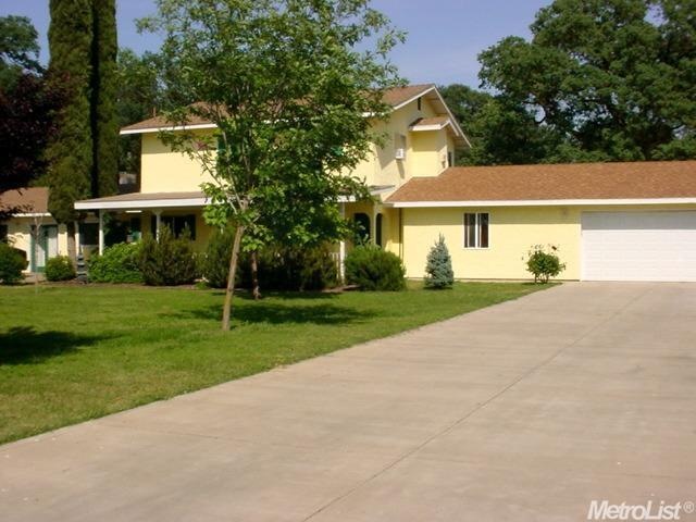 18018 N Tretheway Rd, Lockeford, CA 95237 - photo 1