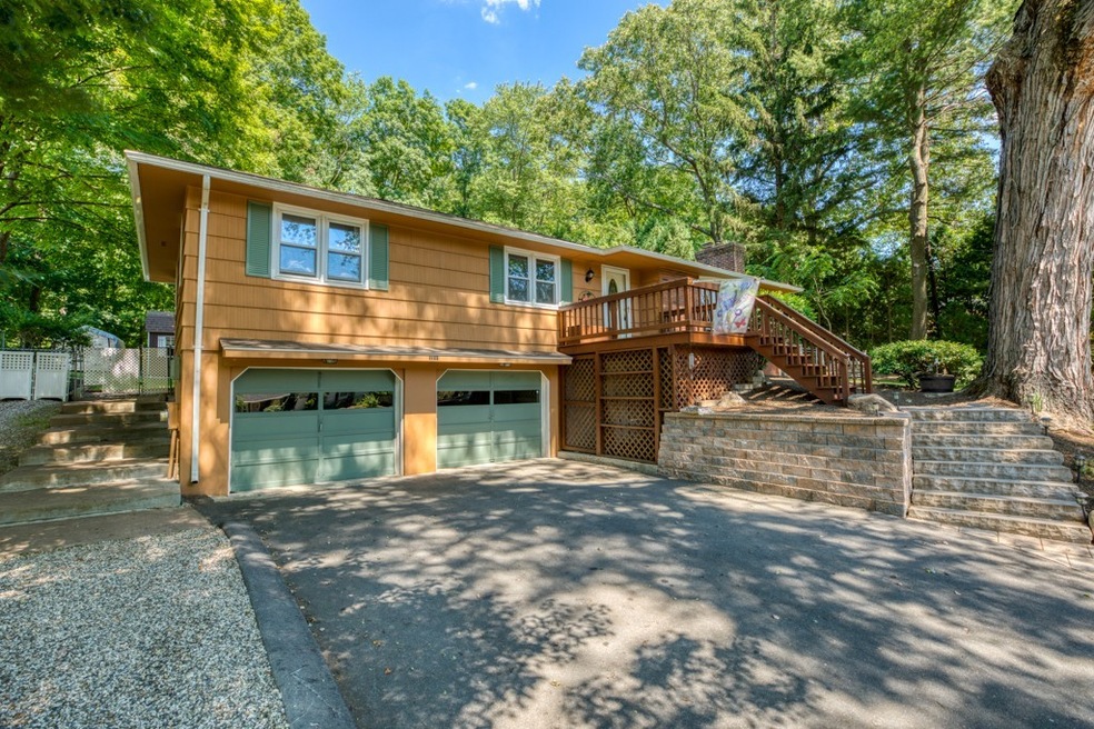 1198 Amostown Rd, West Springfield, MA 01089 - photo 1