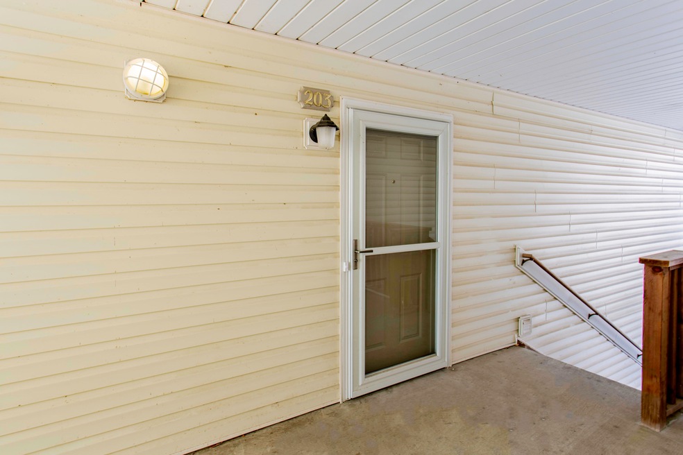 21 N Cedar Lake Dr Unit 203-1 - Copy