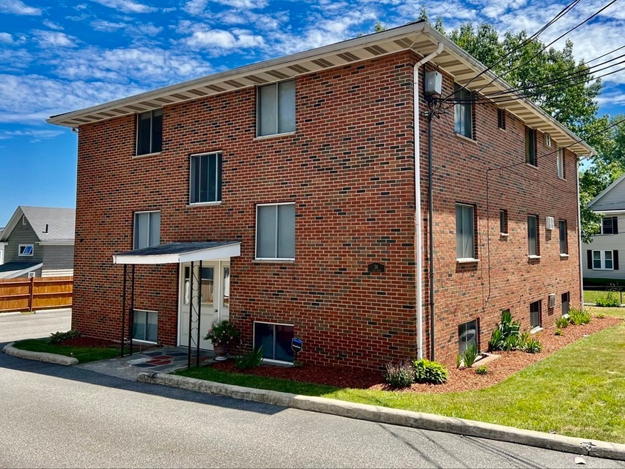 34 John St unit 3, Waltham, MA 02453 - photo 1