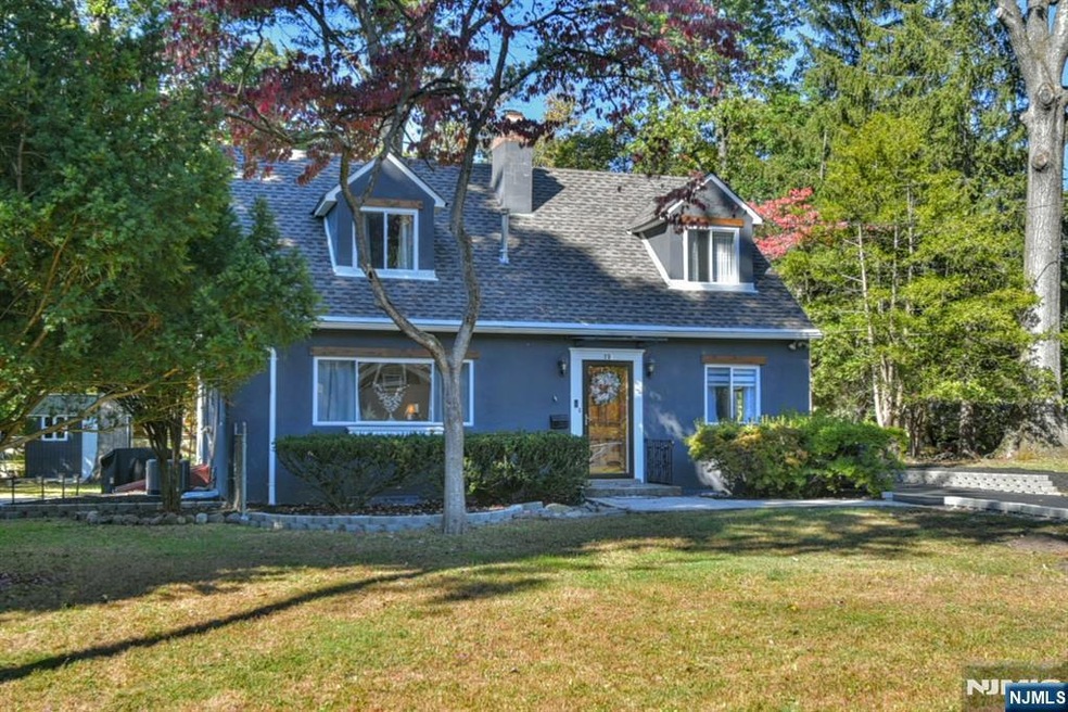 79 Colgate Ave, Wyckoff, NJ 07481 - photo 1