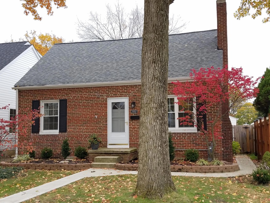 557 E Royal Forest Blvd, Columbus, OH 43214 - photo 1