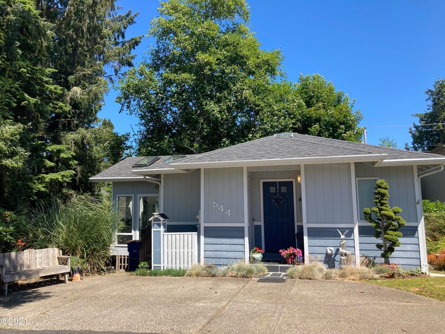 544 SE Oar Ave, Lincoln City, OR 97367 - photo 1