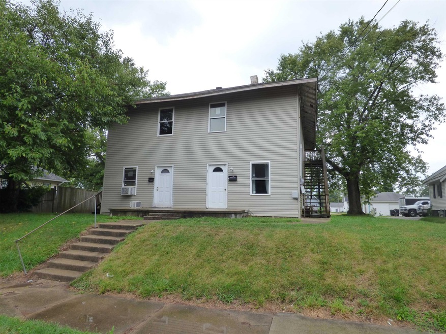 752 S Columbia St, Frankfort, IN 46041 - photo 1