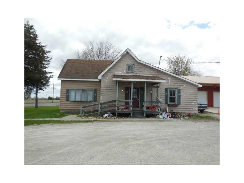 740 Ash St, Tipton, IN 46072 - photo 1