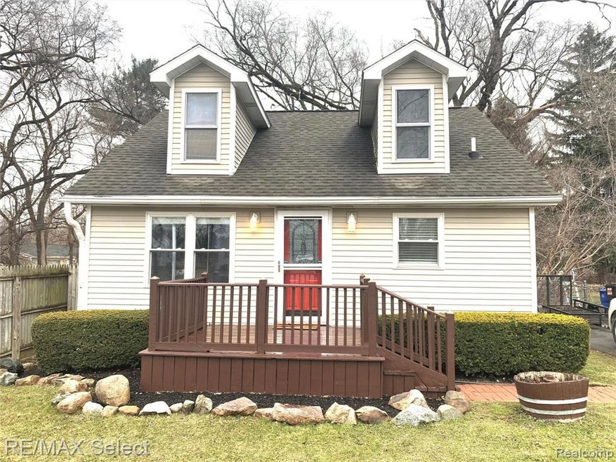 2467 Utley Rd, Flint, MI 48532 - photo 1