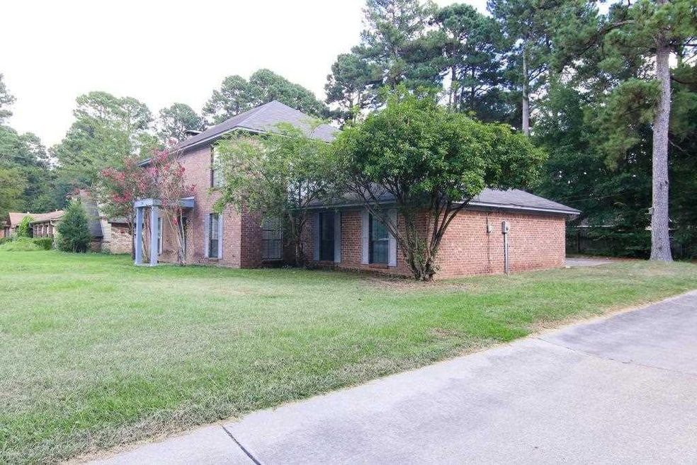 3813 Wren Rowe Dr, Texarkana, TX 75503 - photo 1