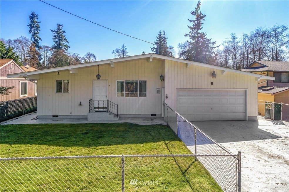 8 105th St SW, Everett, WA 98204 - photo 1