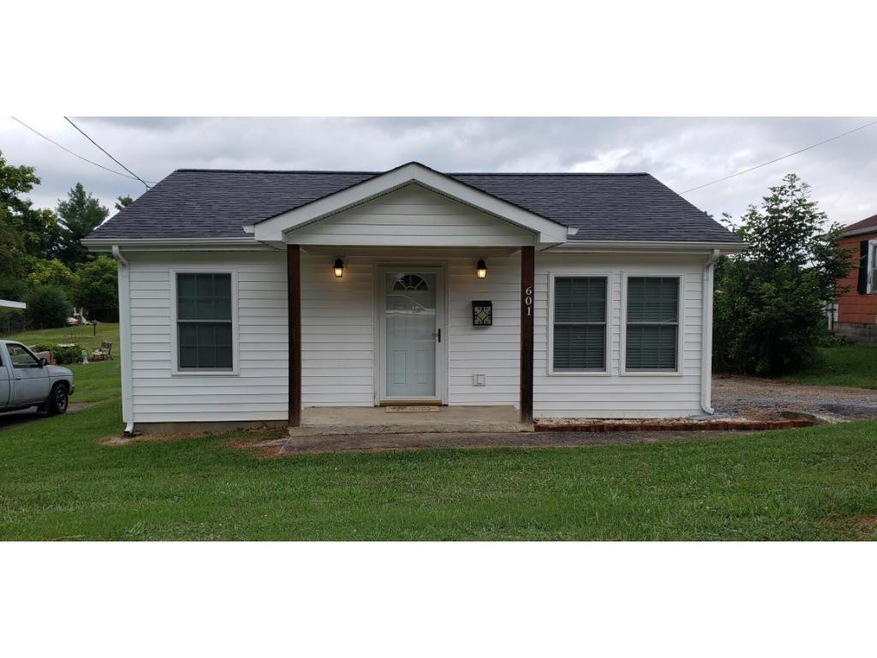 601 Orleans St, Johnson City, TN 37601 - photo 1