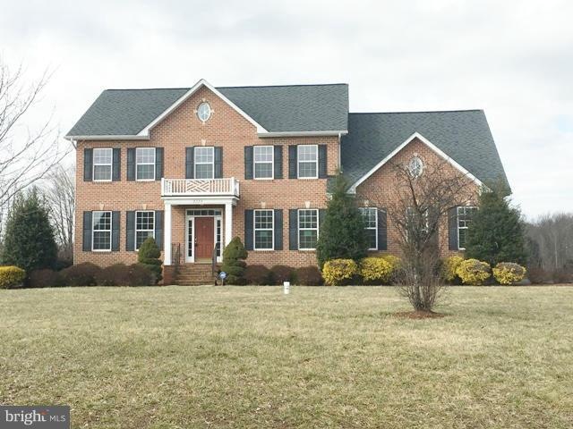 7325 Stoneleigh Ct, Hughesville, MD 20637 - photo 1