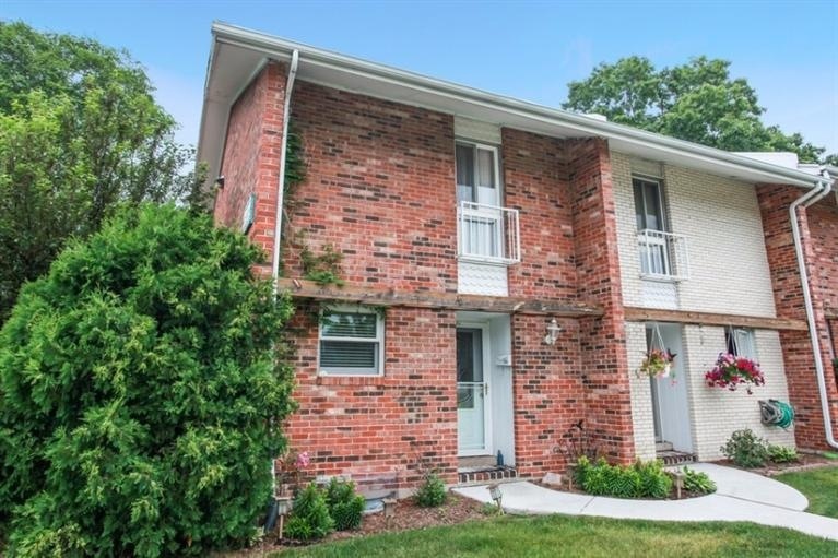 304 Birch Tree Ln, Michigan City, IN 46360 - photo 1