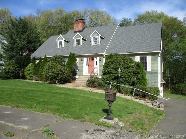 55 Country Club Woods Cir, Waterbury, CT 06708 - photo 1