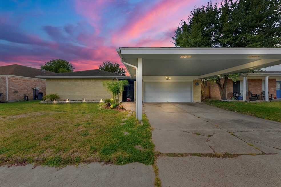 3814 Quitman Dr, Pasadena, TX 77505 - photo 1