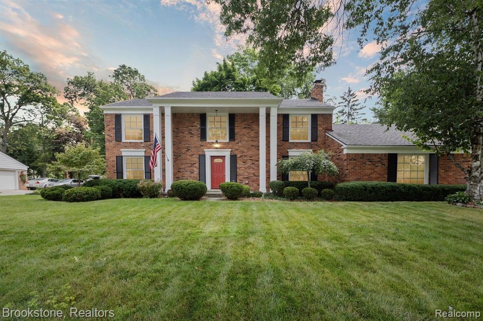 5869 Red Coat Lane