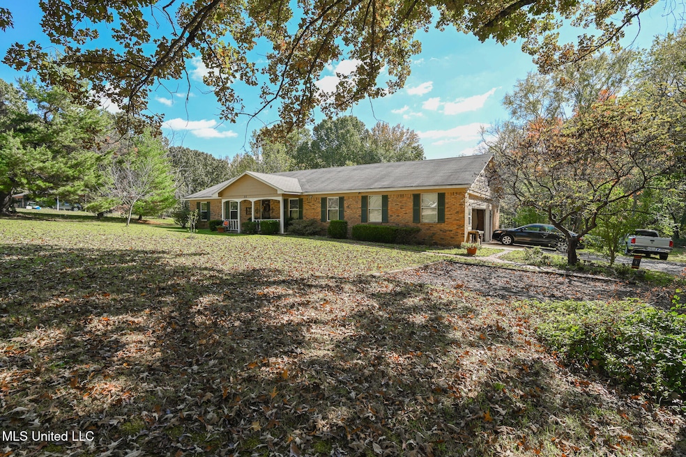 20 James Black Rd, Olive Branch, MS 38654 - photo 1