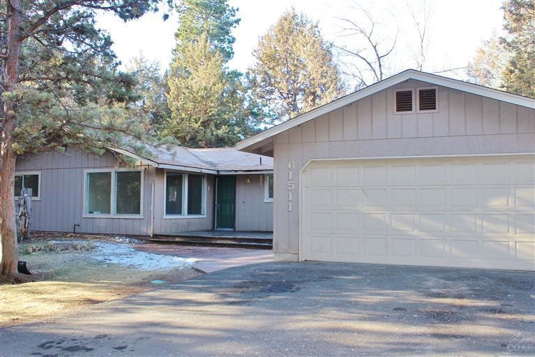 61511 Maid Marian Ct, Bend, OR 97702 - photo 1