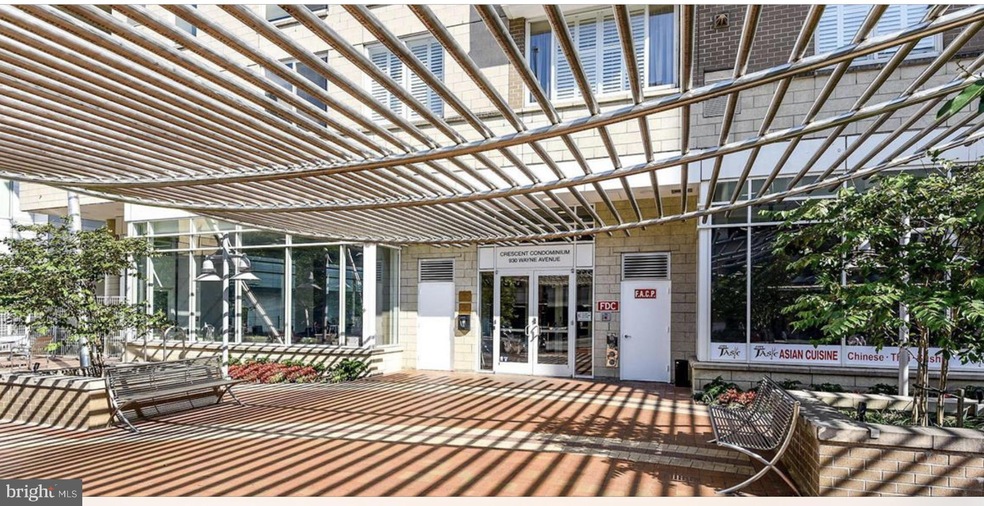 The Crescent unit 501, Silver Spring, MD 20910 - photo 1