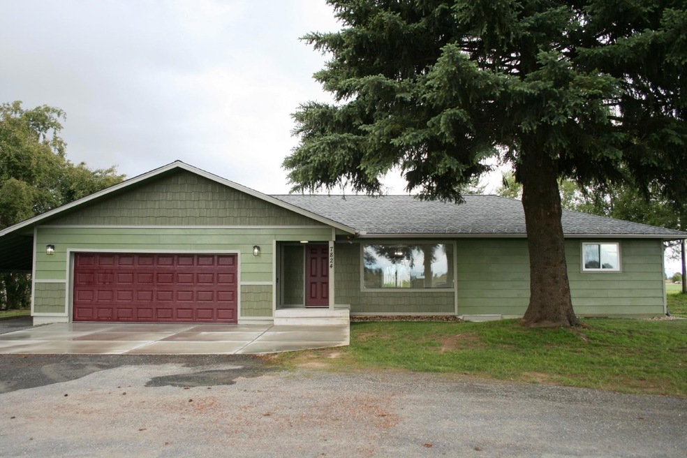 For Sale $699,000 • Co-Listing Agent