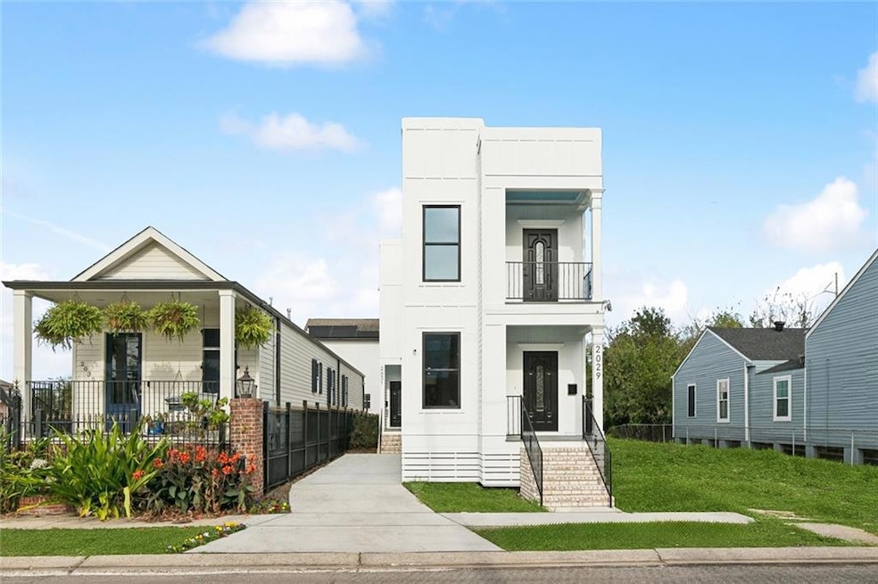 2029 31 Conti St, New Orleans, LA 70112 - photo 1