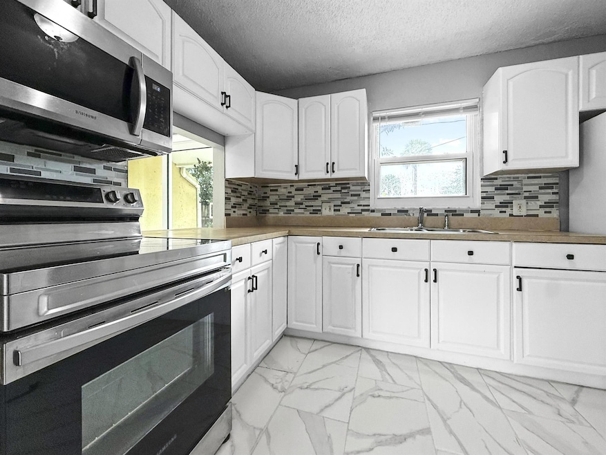 Under Contract $224,900