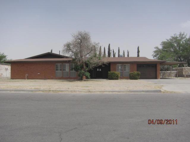 17006 Carson Dr unit 3, Horizon City, TX 79928 - photo 1