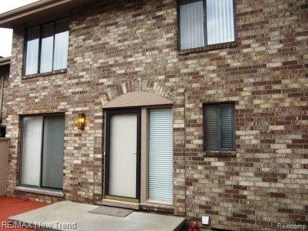 Front Entrance View[1].jpg
