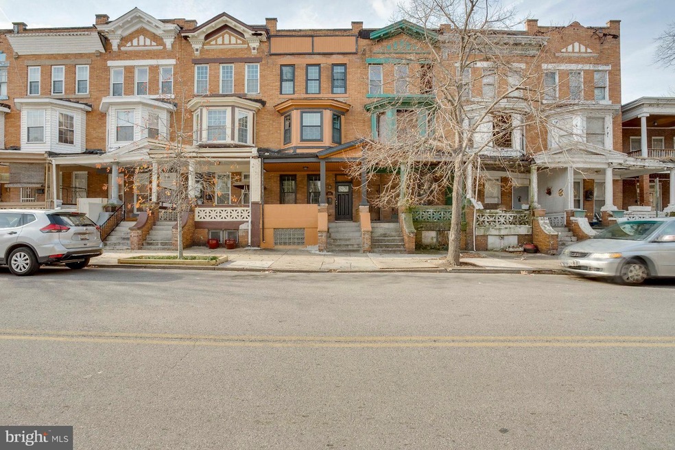 2432 Lakeview Ave, Baltimore, MD 21217 - photo 1