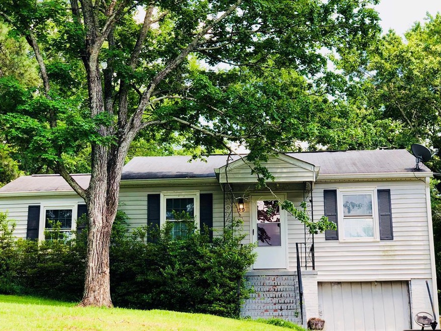 1519 Engle Dr, Macon, GA 31211 - photo 1