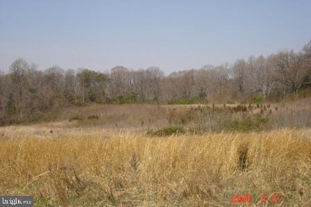 5265 Sheridan Point Rd, Prince Frederick, MD 20678 - photo 1