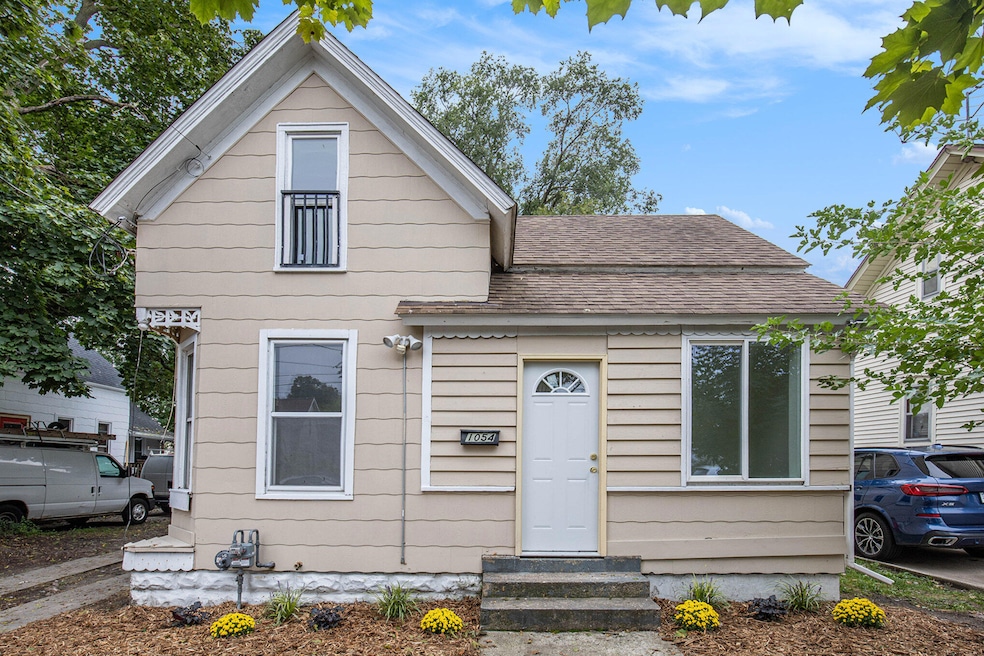 For Sale $225,000 • Co-Listing Agent