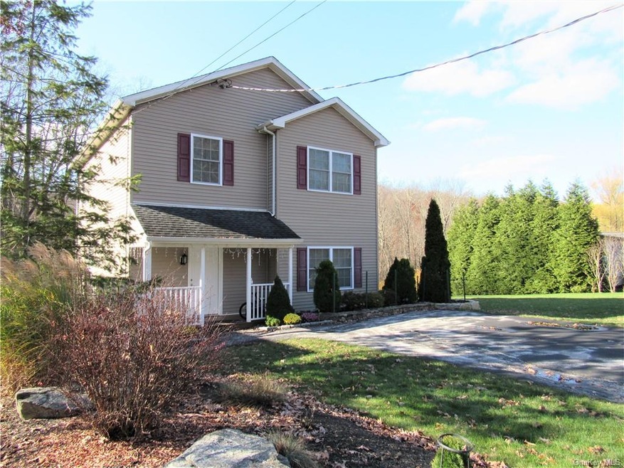 31 4th St, Cortlandt Manor, NY 10567 - photo 1