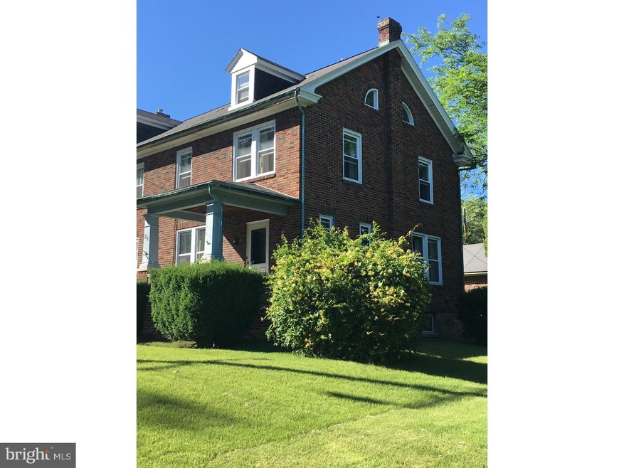 20 Park Ln, Reading, PA 19606 - photo 1