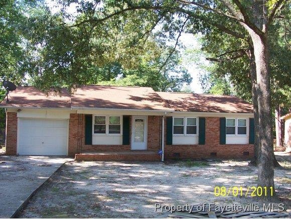 7573 Jennings Ln, Fayetteville, NC 28303 - photo 1