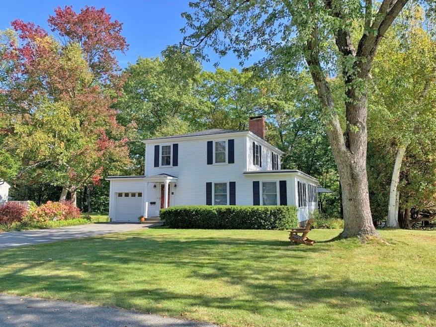 136 Worcester Ave, White River Junction, VT 05001 - photo 1