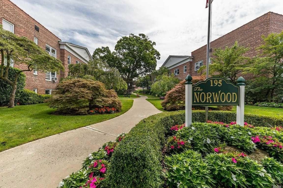 Sold $215,000 • Co-Listing Agent